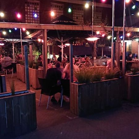 Hotel Taurus Cuijk Bagian luar foto