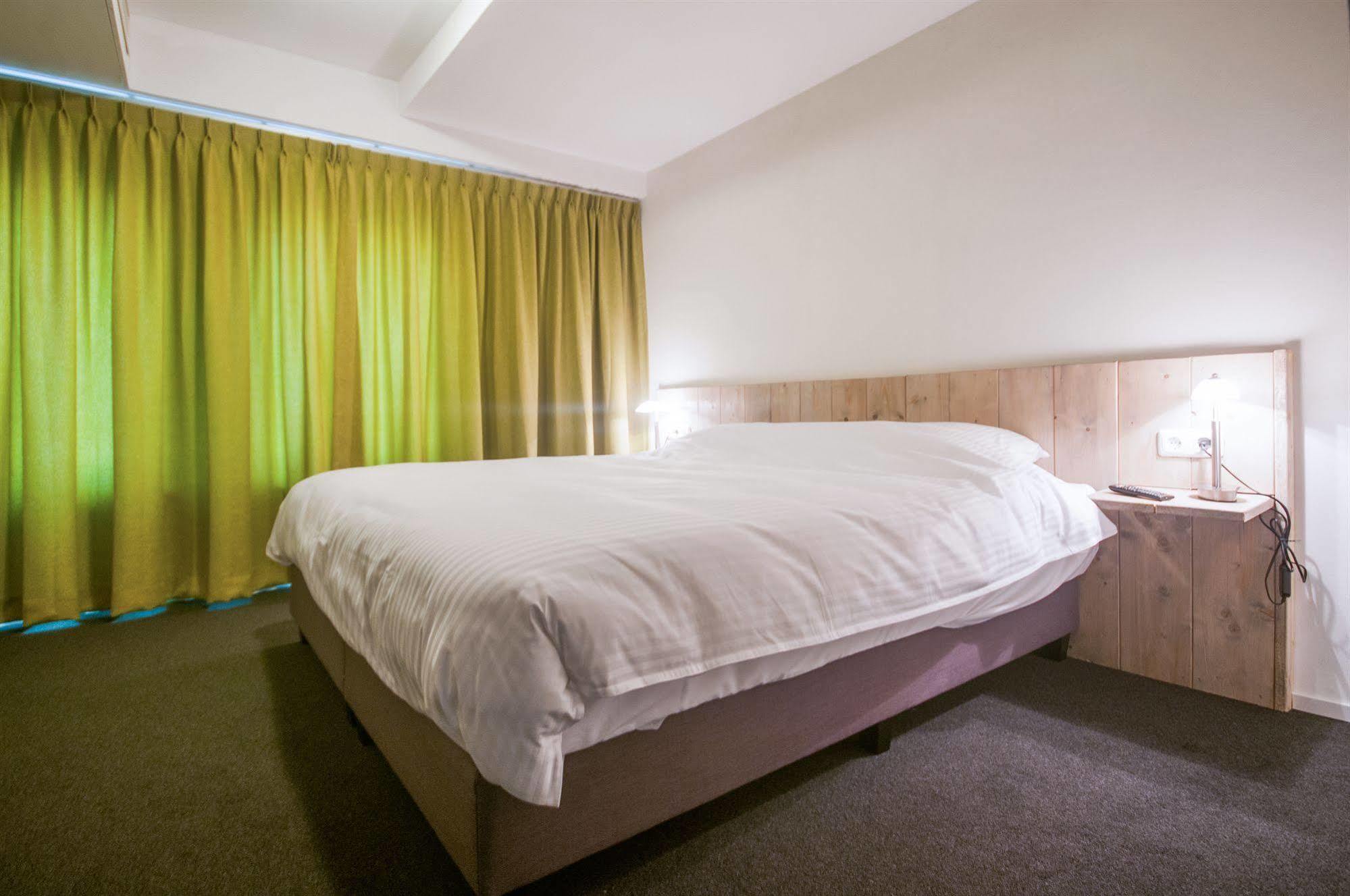 Hotel Taurus Cuijk Bagian luar foto